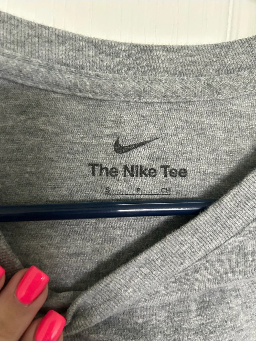 Nike Kansas City Chiefs 2023 Super Bowl Gray Crewneck Tee| Women’s Small